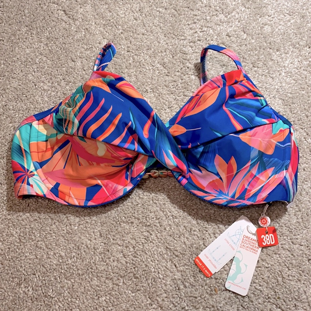 NWT Swim Systems sz 38D no padding. Multi colors